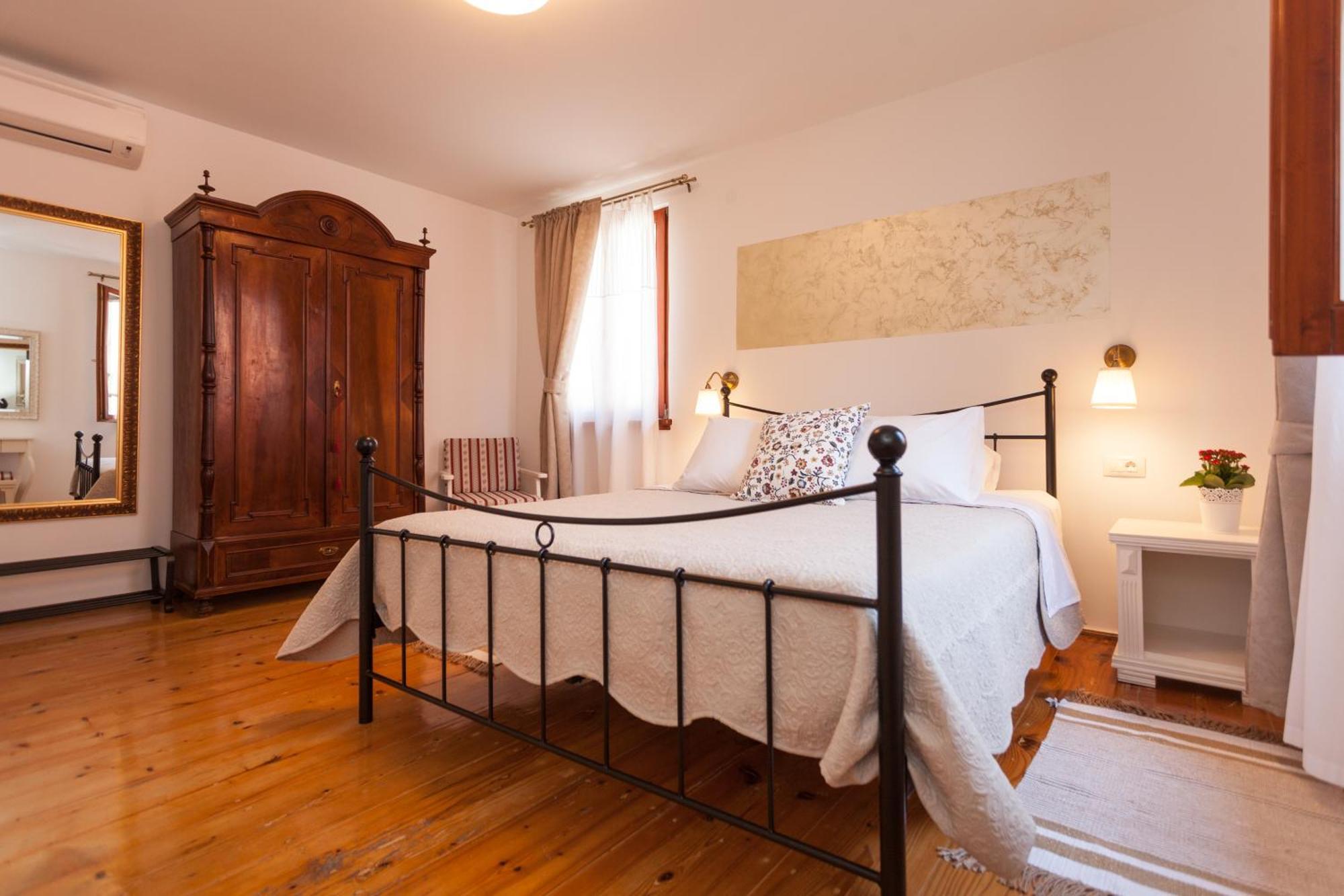 Guesthouse Casa Vittoria Rovinj Exterior photo