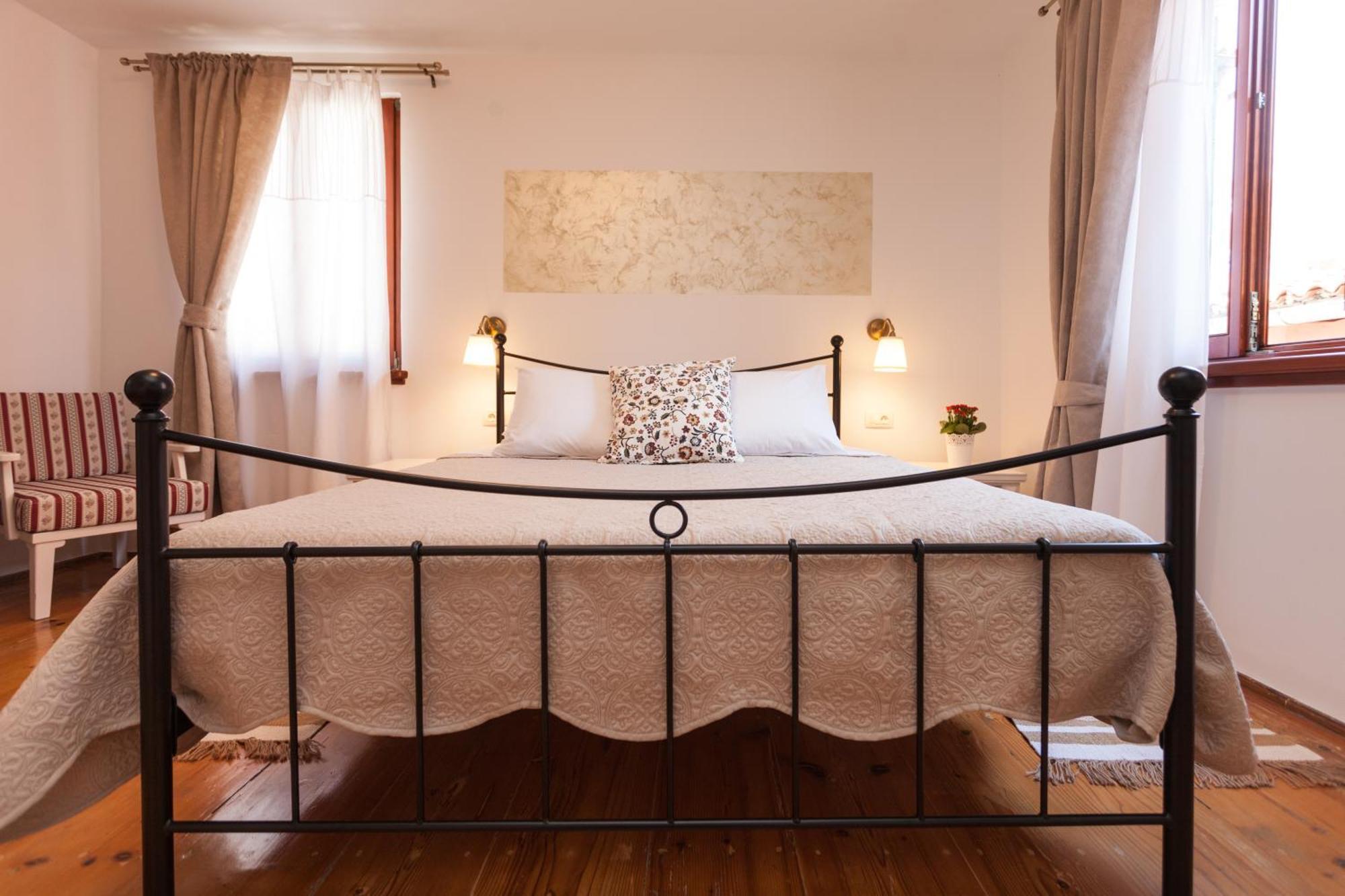 Guesthouse Casa Vittoria Rovinj Exterior photo